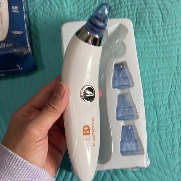 BEAUTéderm Pore Cleaning Device - Picture 3 of 3